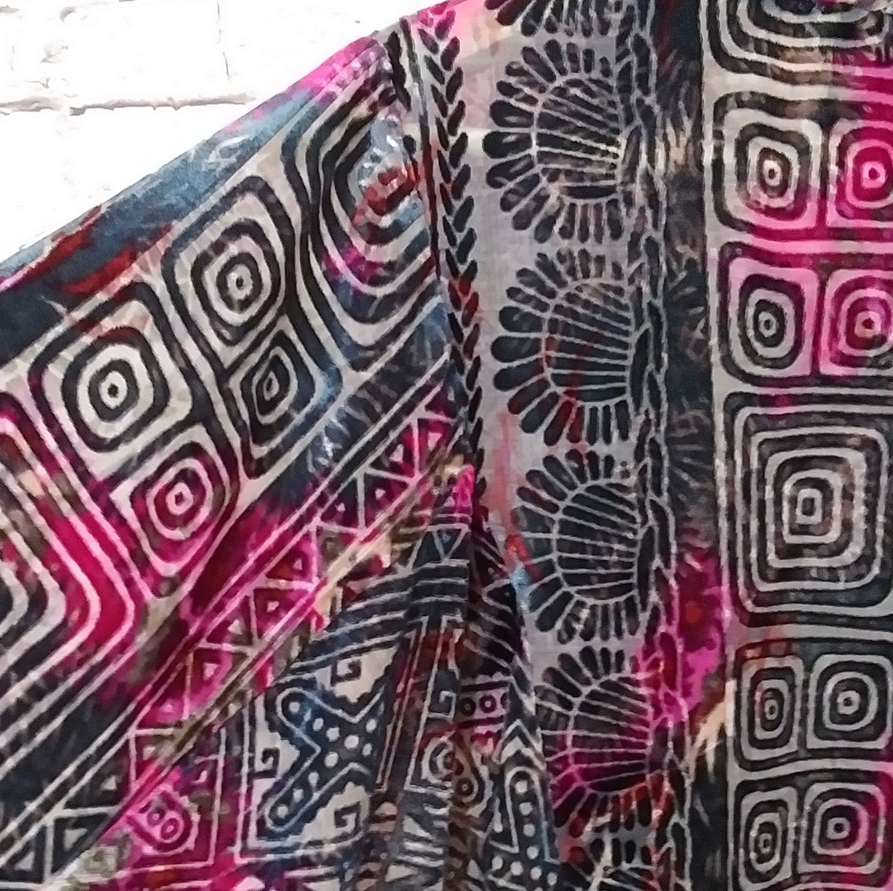 Elevenses Hokkaido Velvet Kimono Chic Cardigan - Picture 2 of 6